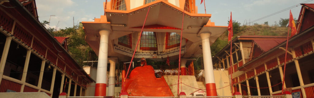 chakreshwar temple in srinagar